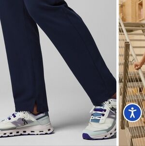 Women's Fabletics Navy Scrub Pant XSR